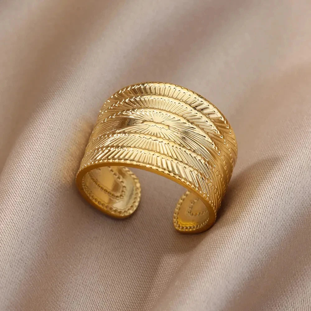 Golden Everlast Ring