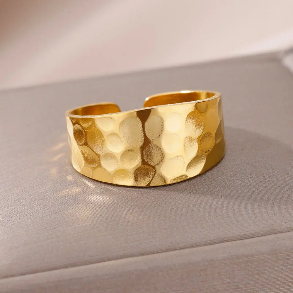Golden Everlast Ring