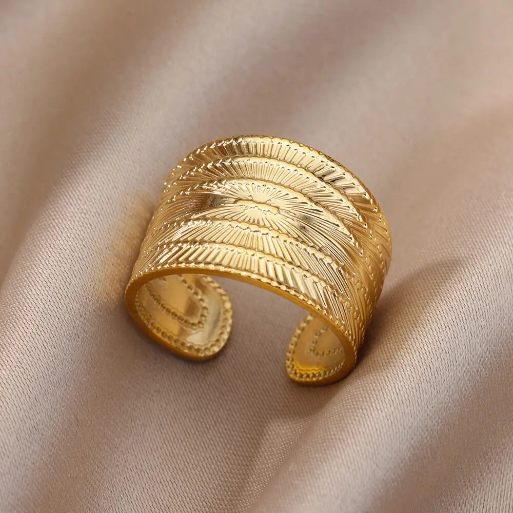 Golden Everlast Ring